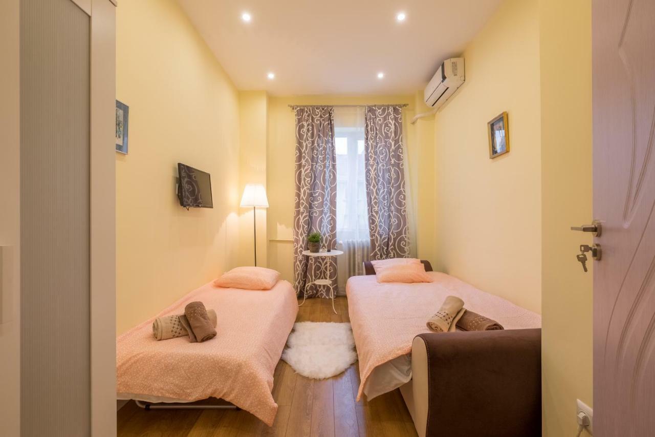 Modern 2 Bedroom Apartment Next To Vitosha Str. София Екстериор снимка