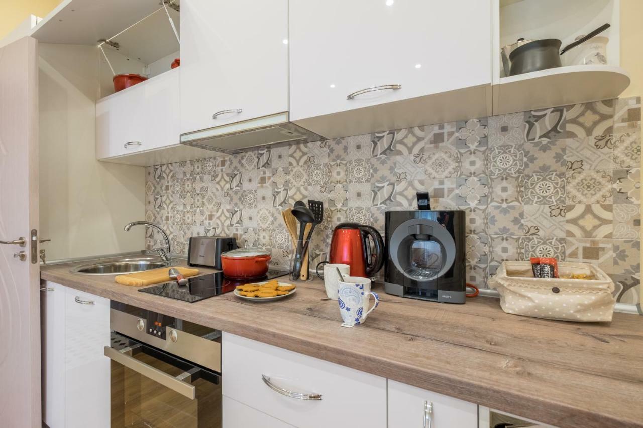 Modern 2 Bedroom Apartment Next To Vitosha Str. София Екстериор снимка