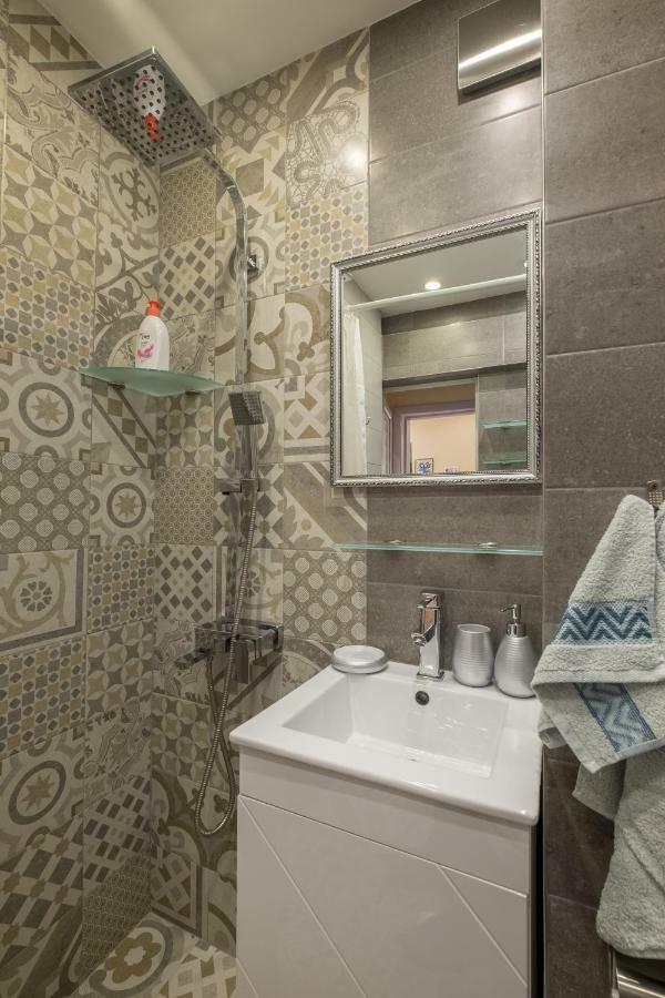 Modern 2 Bedroom Apartment Next To Vitosha Str. София Екстериор снимка